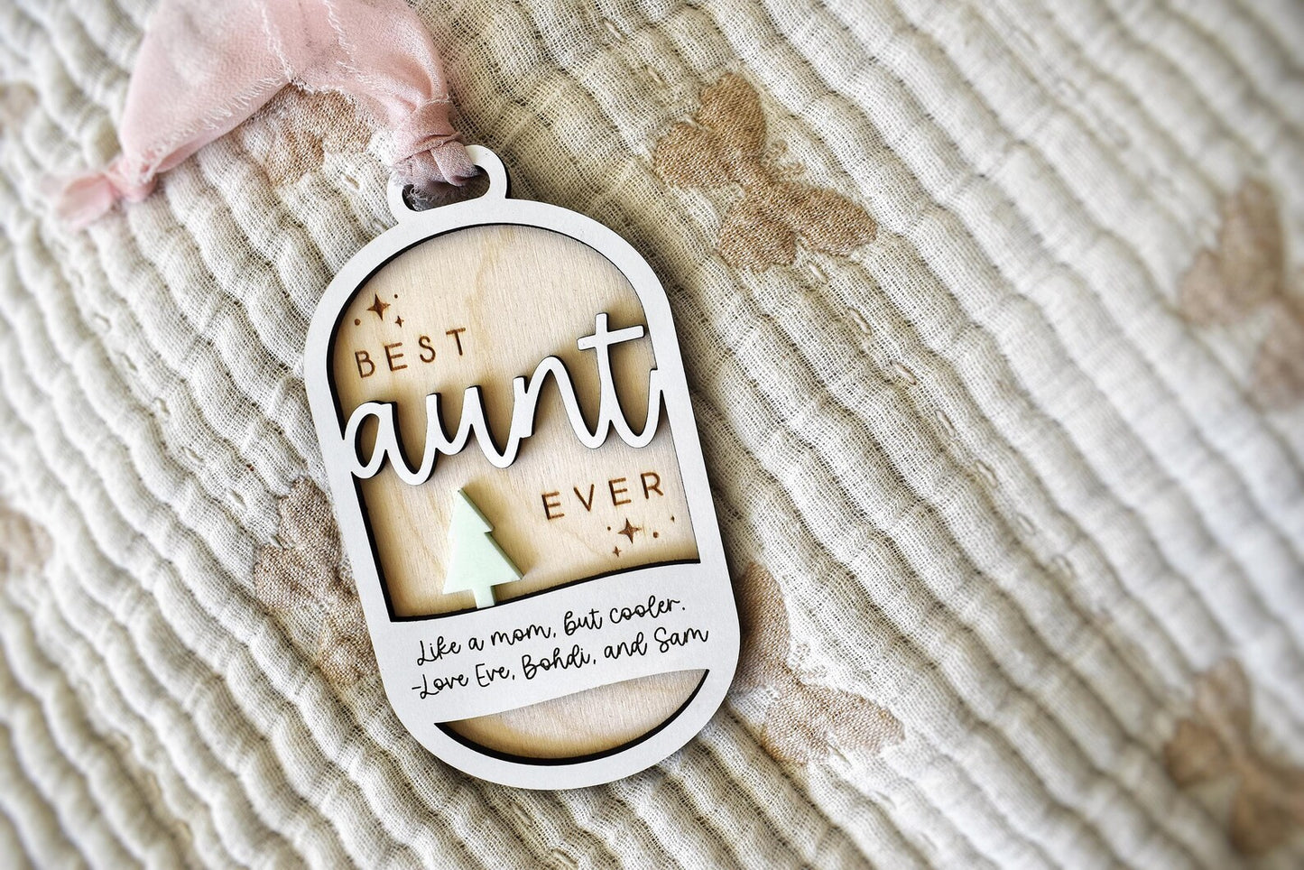 Best Aunt Ever / Best Uncle Ever Personalized Ornament
